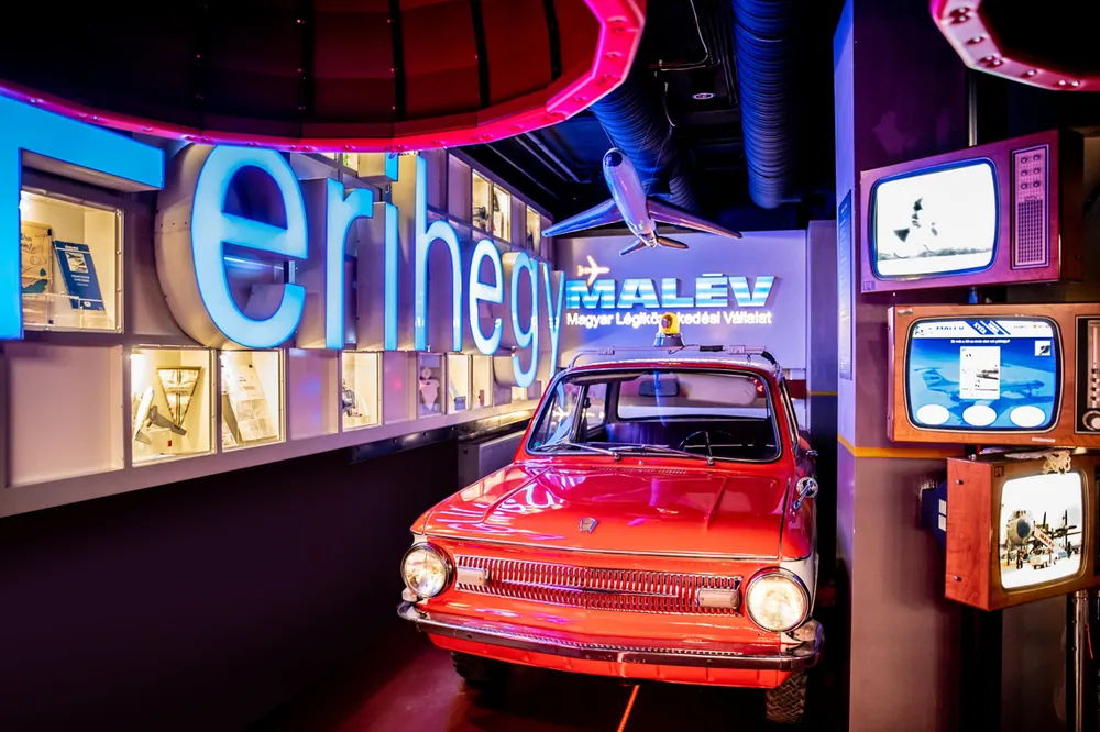 Budapest Retro Experience Center